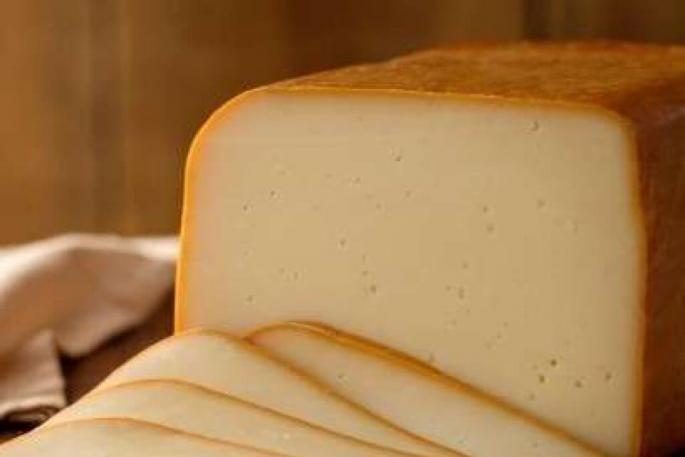 Od čega se pravi mocarela sir?