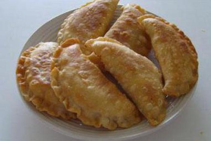 Chebureks with minced meat.  The most delicious pasties.  How to fry pasties in a frying pan - step-by-step recipe